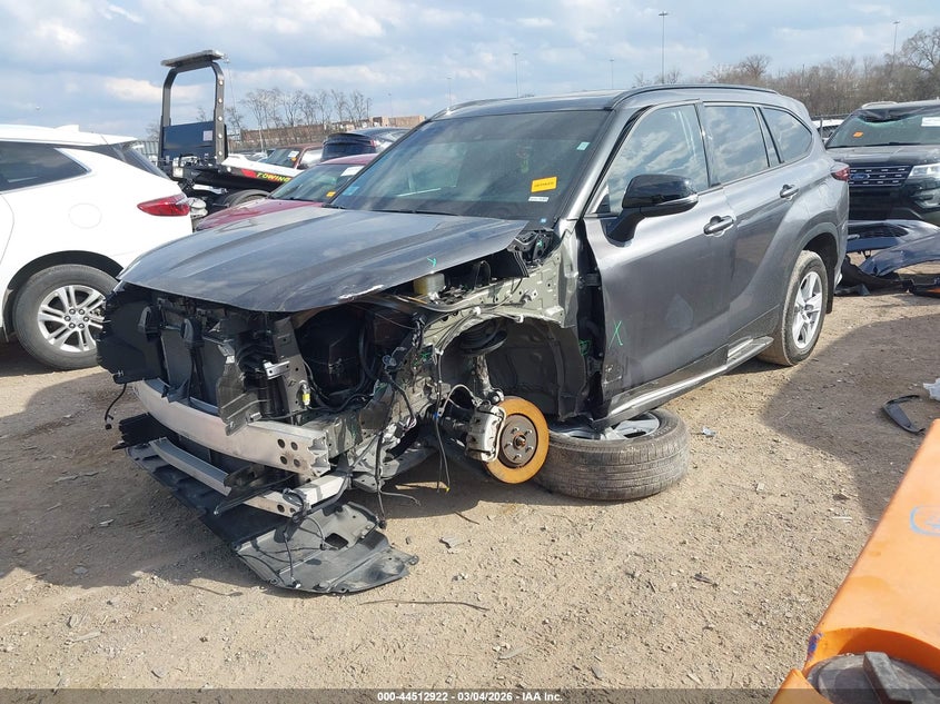 2025 Toyota Highlander Xse