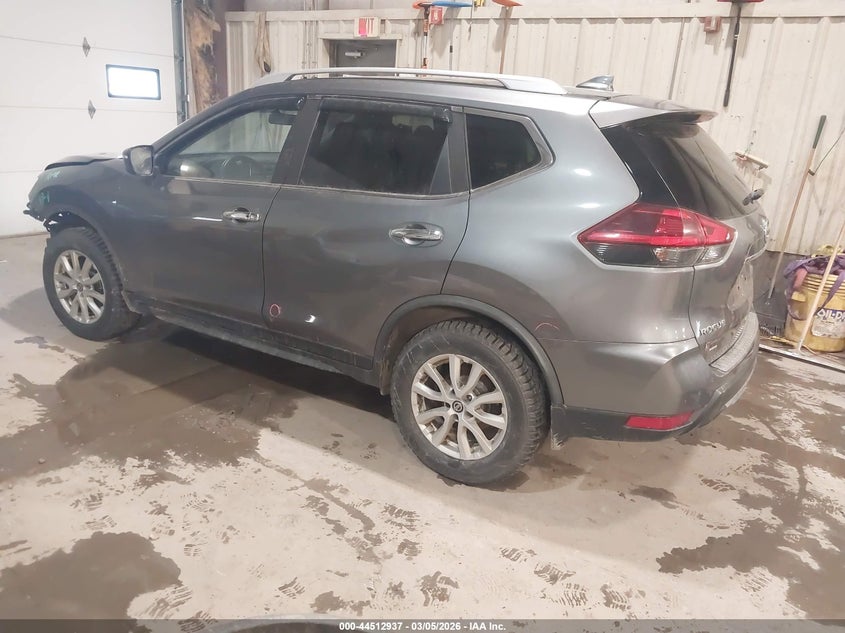 2018 Nissan Rogue Sv
