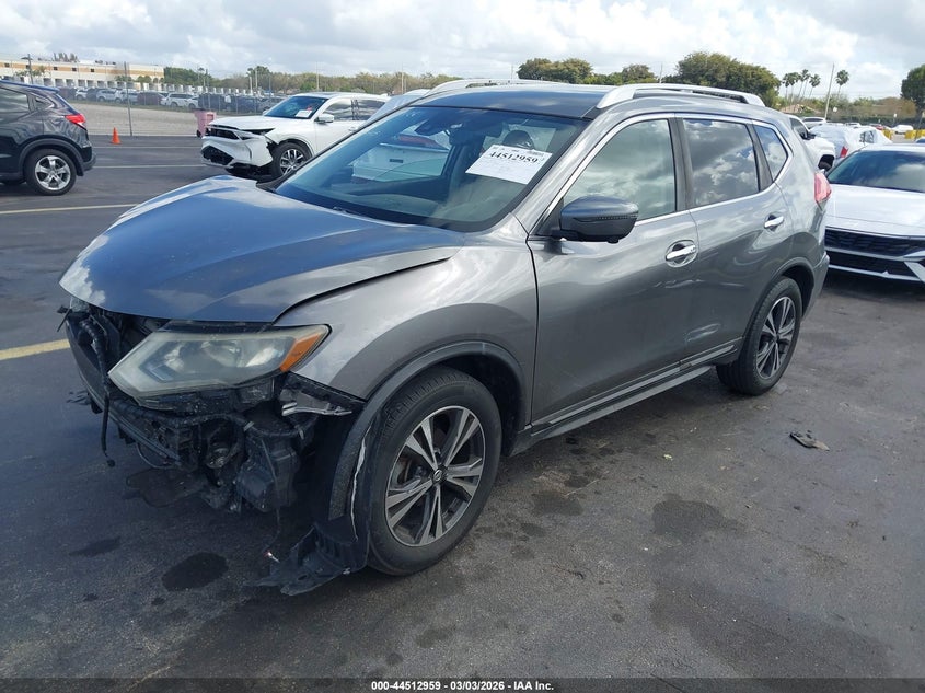 2017 Nissan Rogue Sl