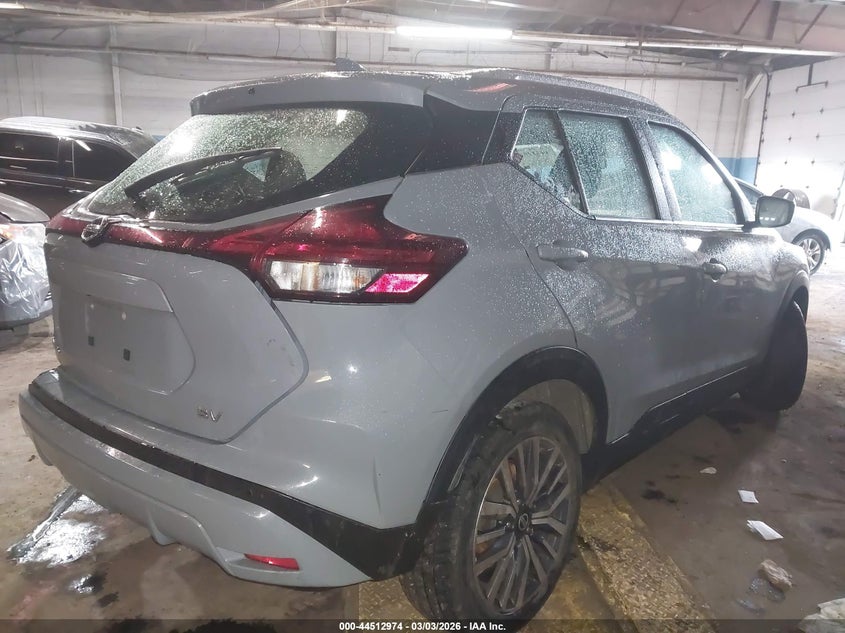 2021 Nissan Kicks Sv Xtronic Cvt
