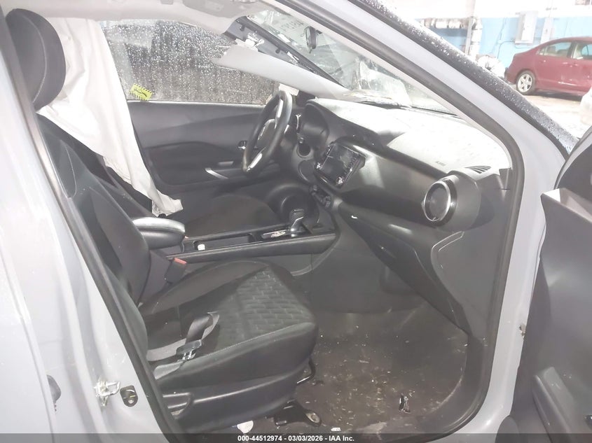 2021 Nissan Kicks Sv Xtronic Cvt