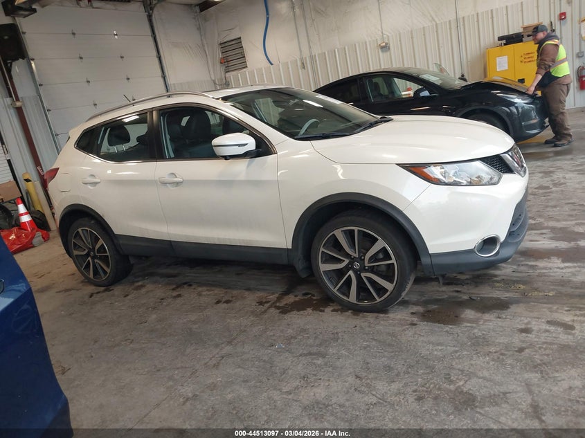 2017 Nissan Rogue Sport Sl VIN: JN1BJ1CR4HW113712 Lot: 44513097