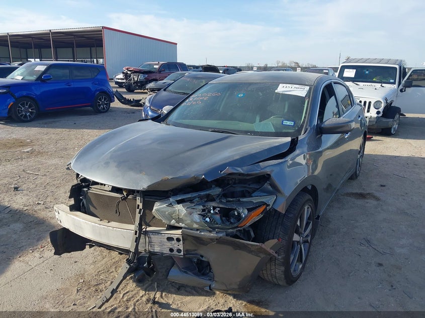 2016 Nissan Altima 2.5 Sr