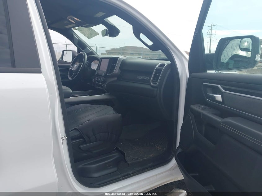 2022 Ram 1500 Big Horn 4X4 6'4 Box