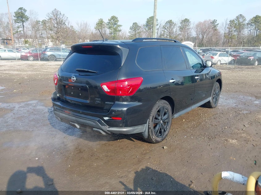 2018 Nissan Pathfinder Sl