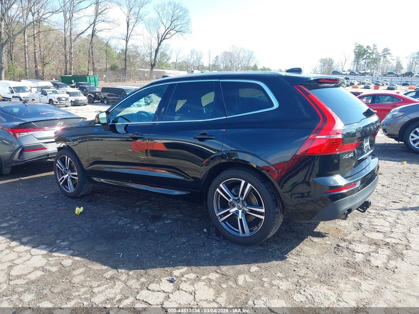 2019 Volvo Xc60 T5 Momentum VIN: LYV102DK4KB250956 Lot: 44513134