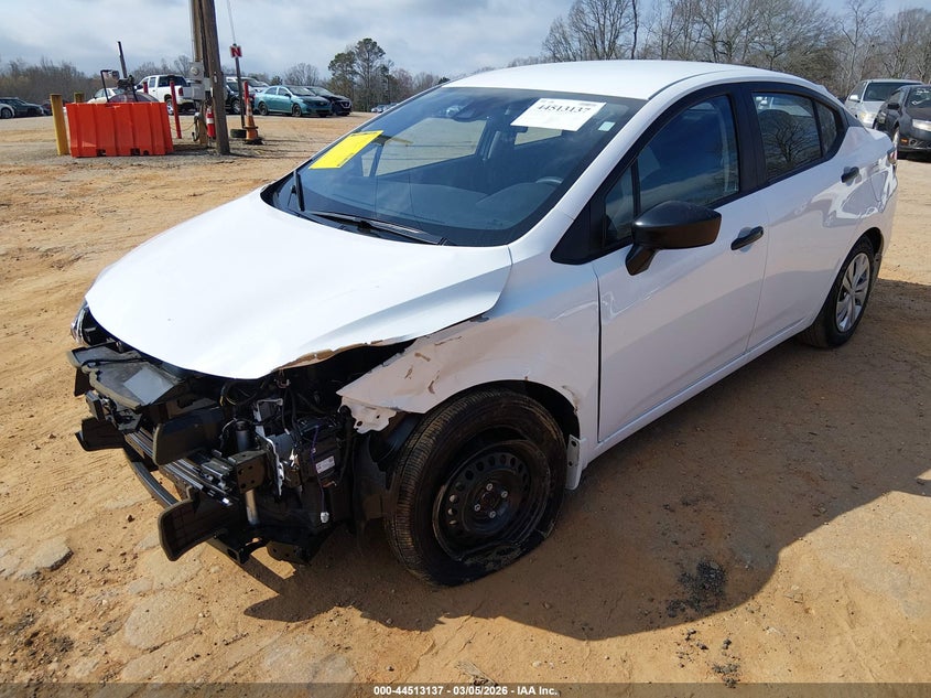 2025 Nissan Versa 1.6 S