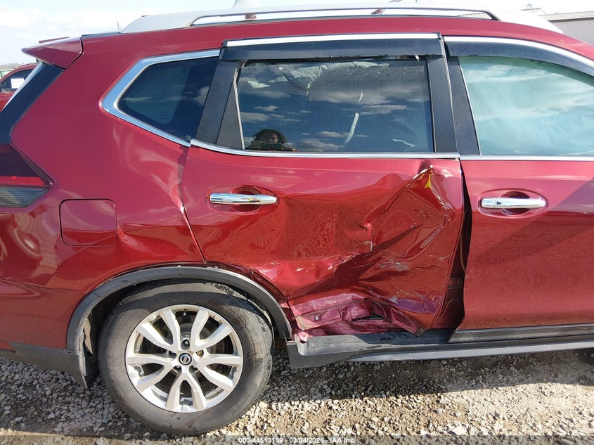 VIN 5N1AT2MV9JC777480 2018 NISSAN ROGUE S/SL/SV