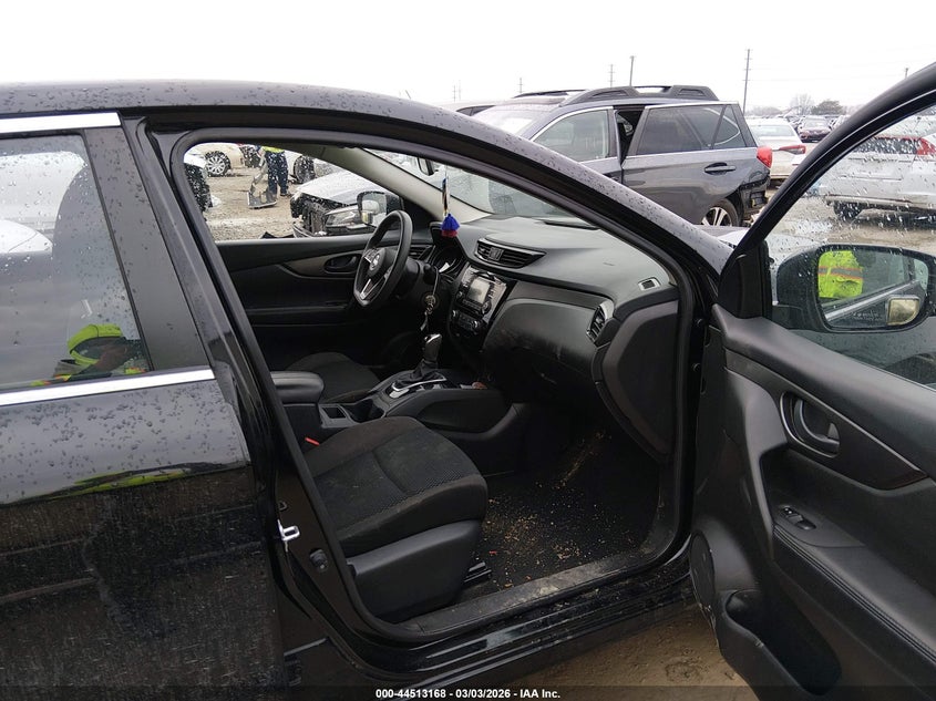 2017 Nissan Rogue Sport S