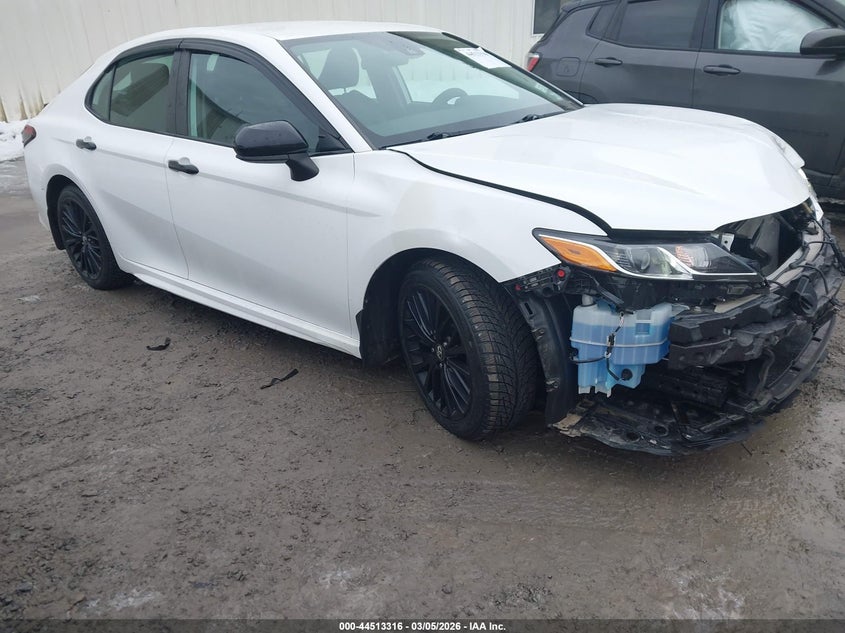 2020 Toyota Camry Se Nightshade Edition