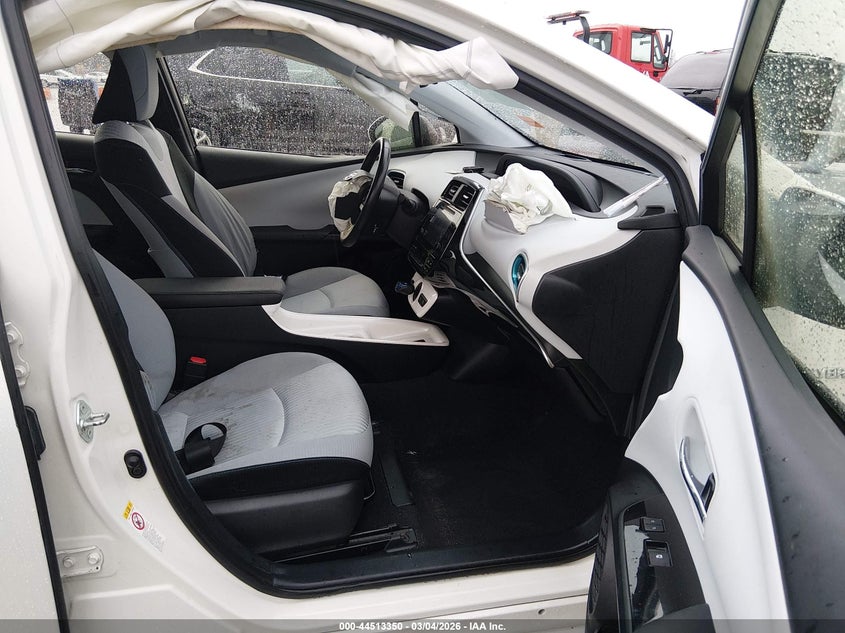 2017 Toyota Prius Three