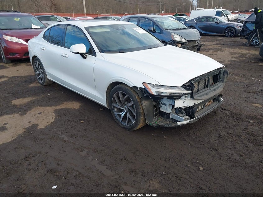7JR102FK8LG043930 2020 Volvo S60 T5 Momentum auction photo 1