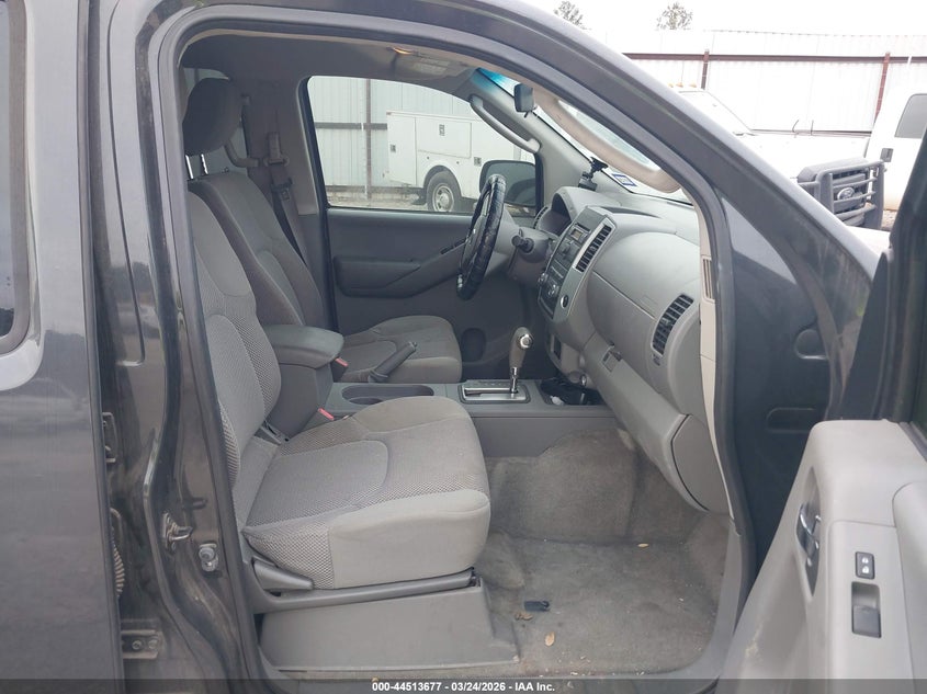 2011 Nissan Frontier Sv