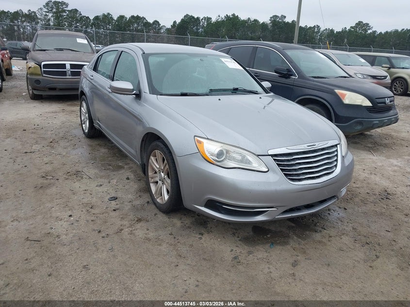 2013 CHRYSLER 200 TOURING