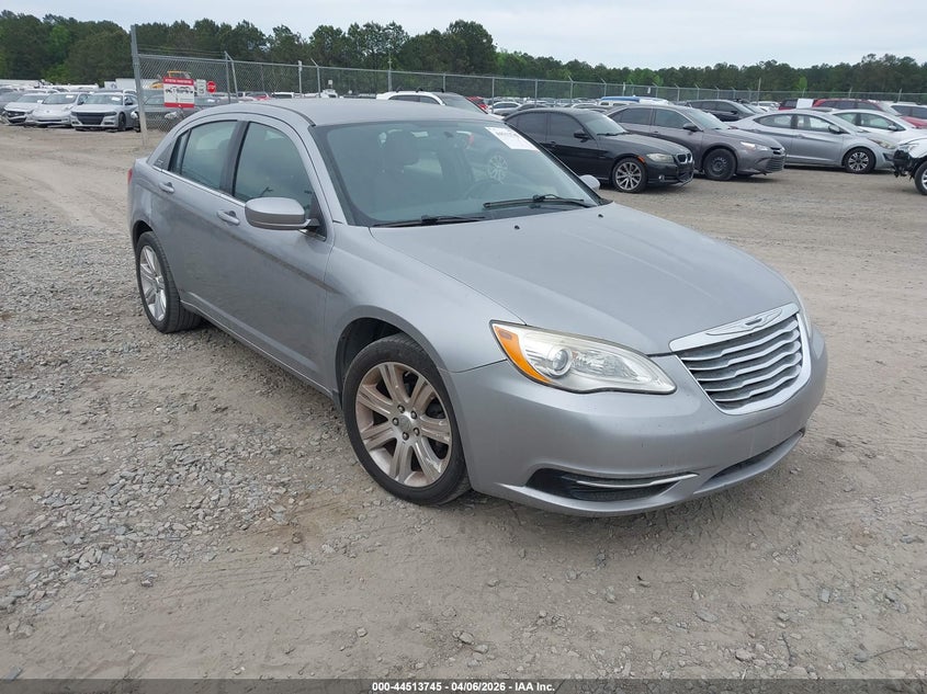 Vin: 1c3ccbbb6dn546586, lot: 45010506, chrysler 200 touring 2013 img_1