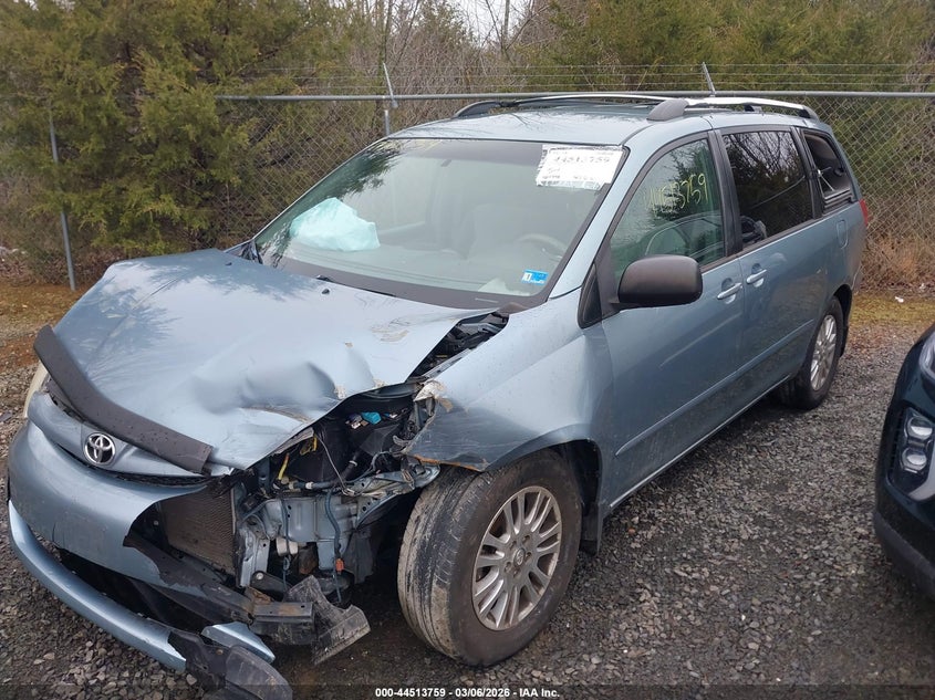 2008 Toyota Sienna Le