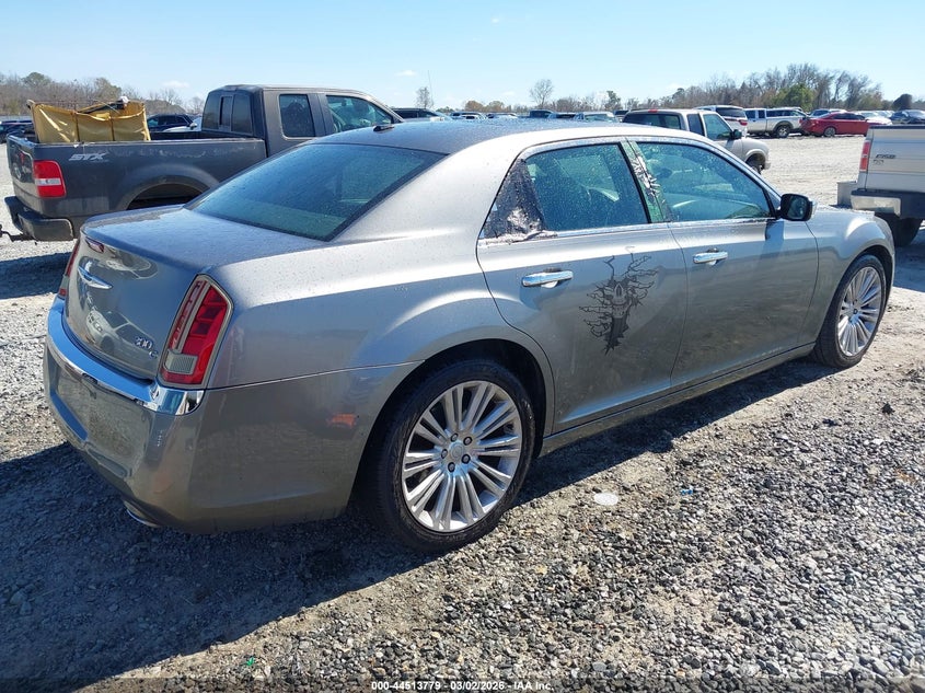 Vin: 2c3ca6ct4bh582514, lot: 45010540, chrysler 300c 20114