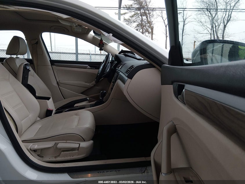 2017 Volkswagen Passat 1.8T Se