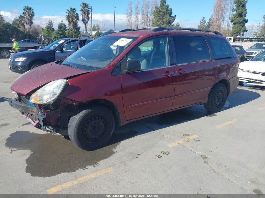 2004 Toyota Sienna Ce