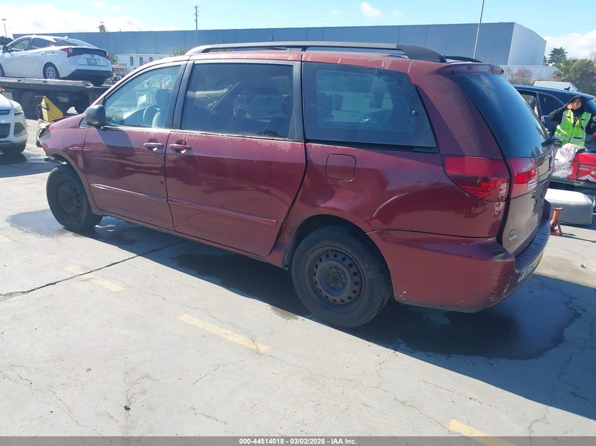 2004 Toyota Sienna Ce