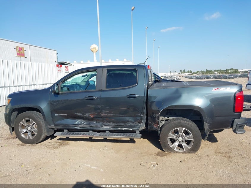 VIN 1GCGTDEN8J1127785 2018 CHEVROLET COLORADO Z71