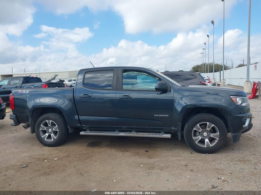 VIN 1GCGTDEN8J1127785 2018 CHEVROLET COLORADO Z71