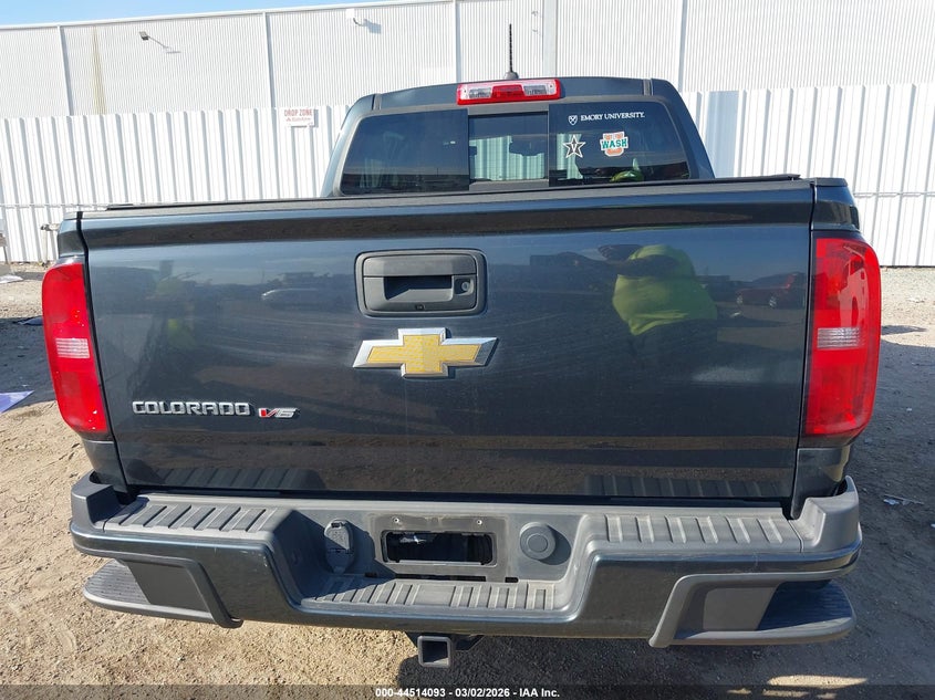 VIN 1GCGTDEN8J1127785 2018 CHEVROLET COLORADO Z71