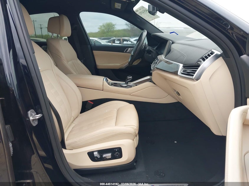 2022 BMW X6 xDrive40I