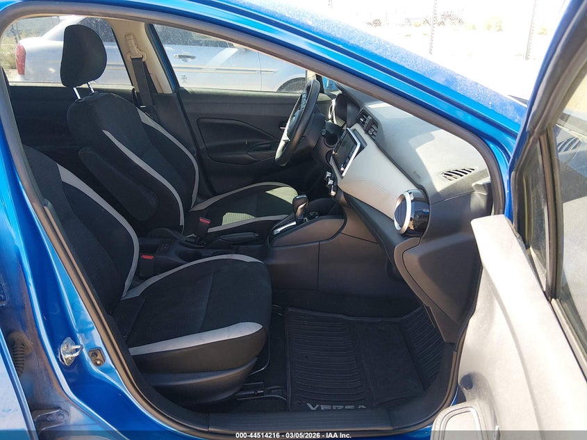 2020 Nissan Versa Sv Xtronic Cvt