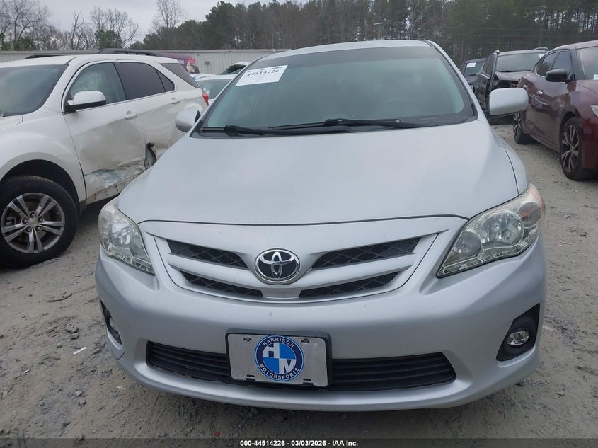 2012 Toyota Corolla 1.8 silver Lot 111044514226 Vin 2T1BU4EE0CC910914