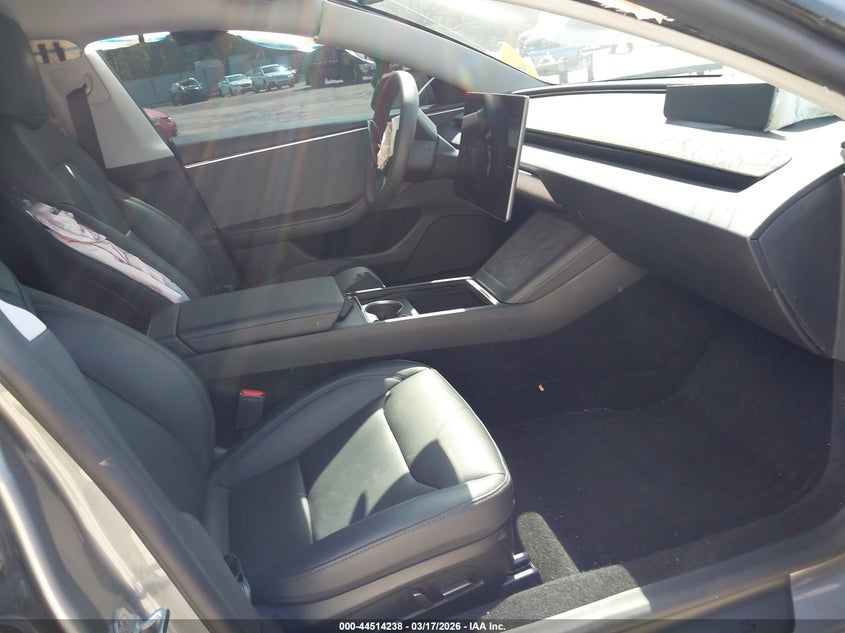 2025 Tesla Model 3 Long Range Rear-Wheel Drive/Standard Rear-Wheel Drive