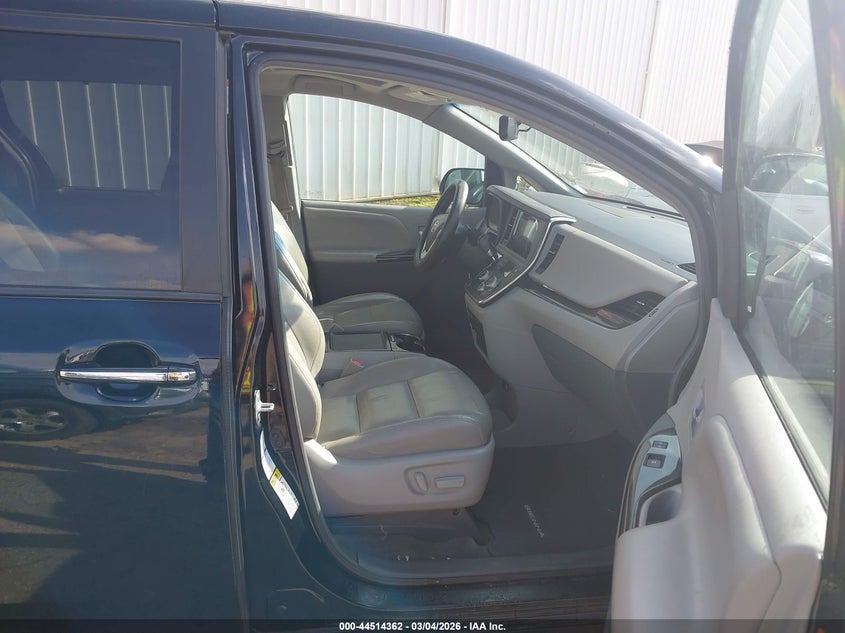 2015 Toyota Sienna Xle Premium 7 Passenger