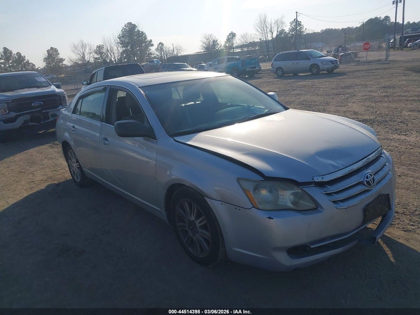 2005 Toyota Avalon Limited