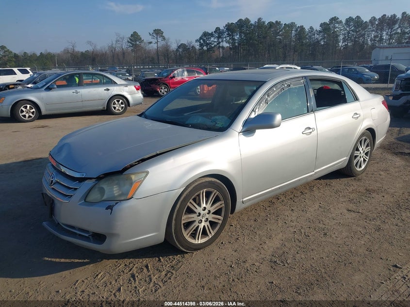 2005 Toyota Avalon Limited
