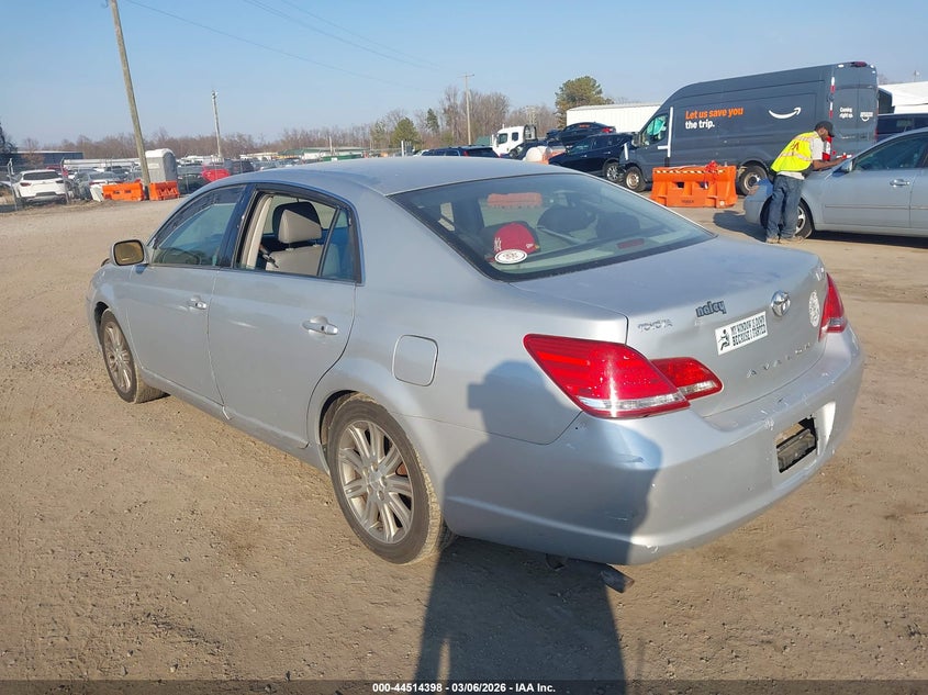 2005 Toyota Avalon Limited