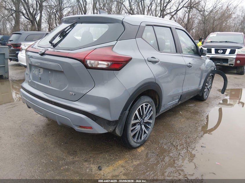 2024 Nissan Kicks Sv Xtronic Cvt