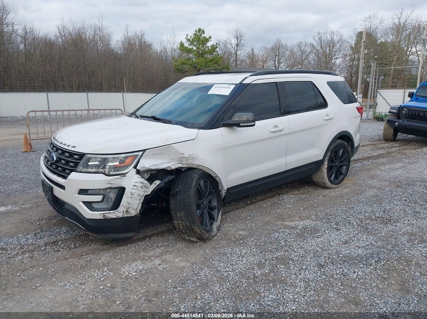 2017 Ford Explorer Xlt