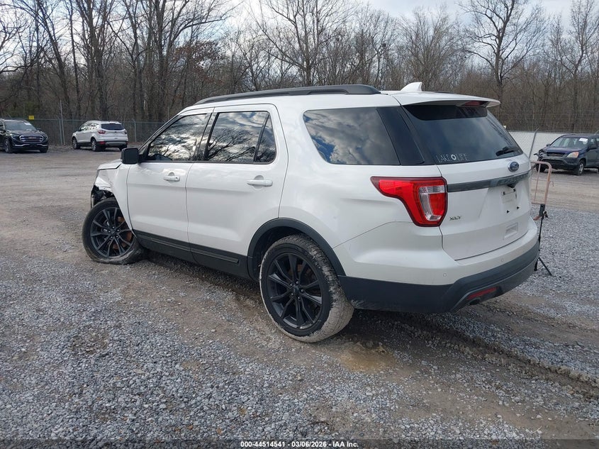 2017 Ford Explorer Xlt