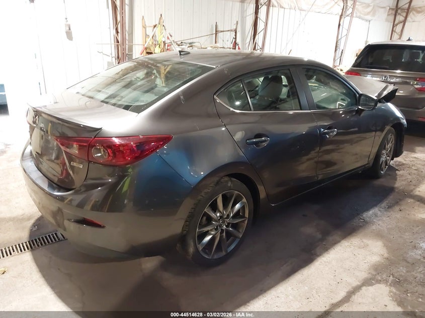 2018 Mazda Mazda3 Touring