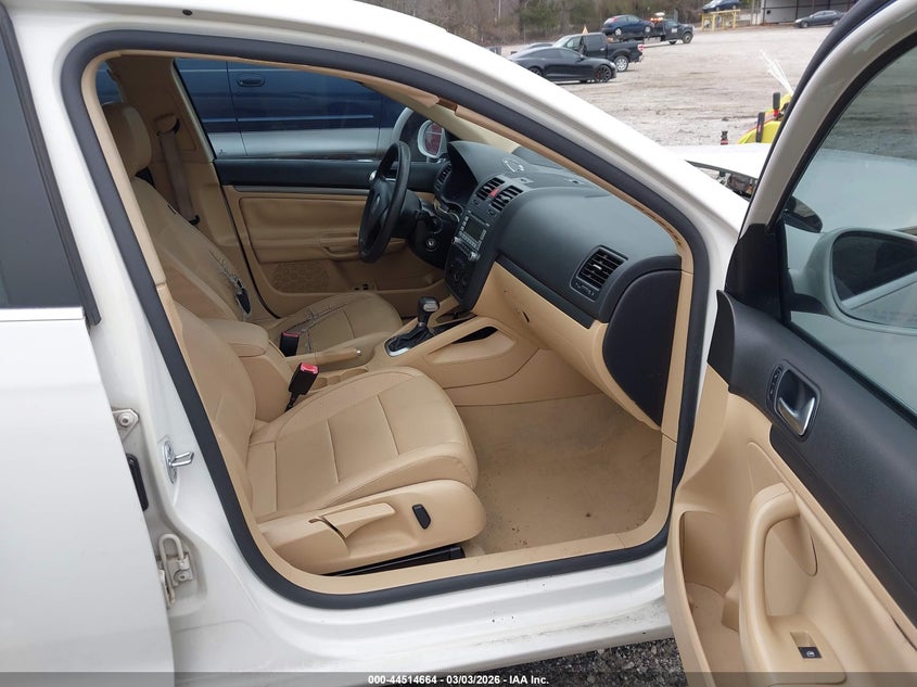 2009 Volkswagen Jetta Se/Sel