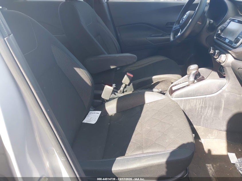 2020 Nissan Kicks S Xtronic Cvt