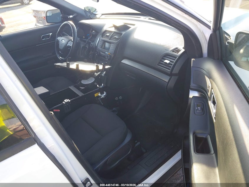 2017 FORD UTILITY POLICE INTERCEPTOR auction photo 5