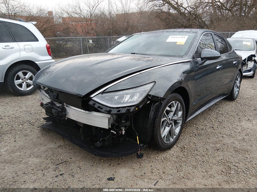 2022 Hyundai Sonata Sel