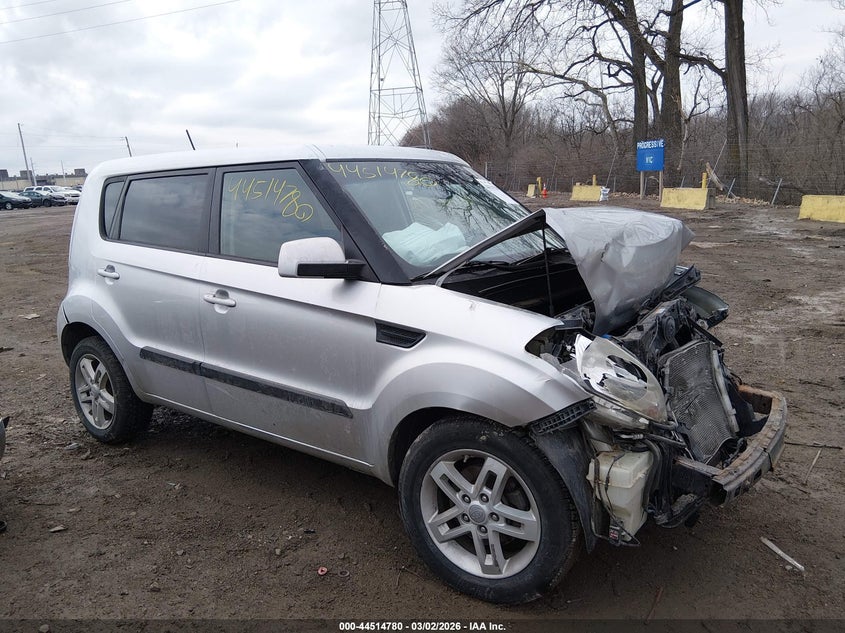 2011 Kia Soul +