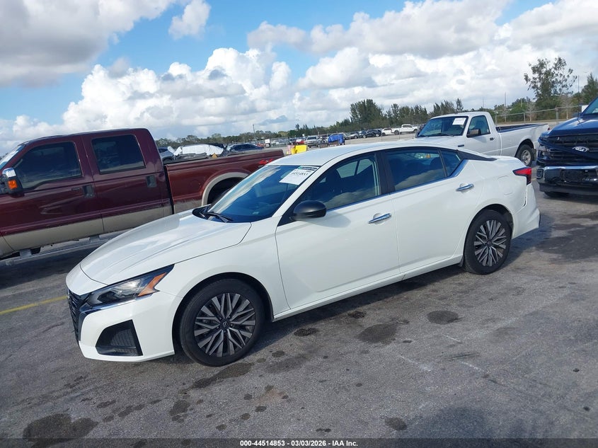 2025 Nissan Altima Sv Fwd