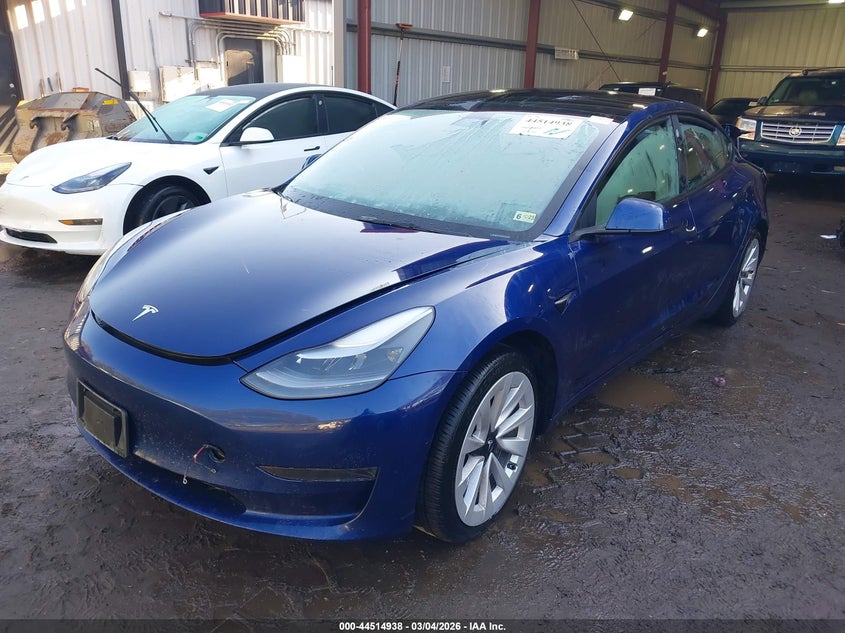 2022 Tesla Model 3 Rear-Wheel Drive