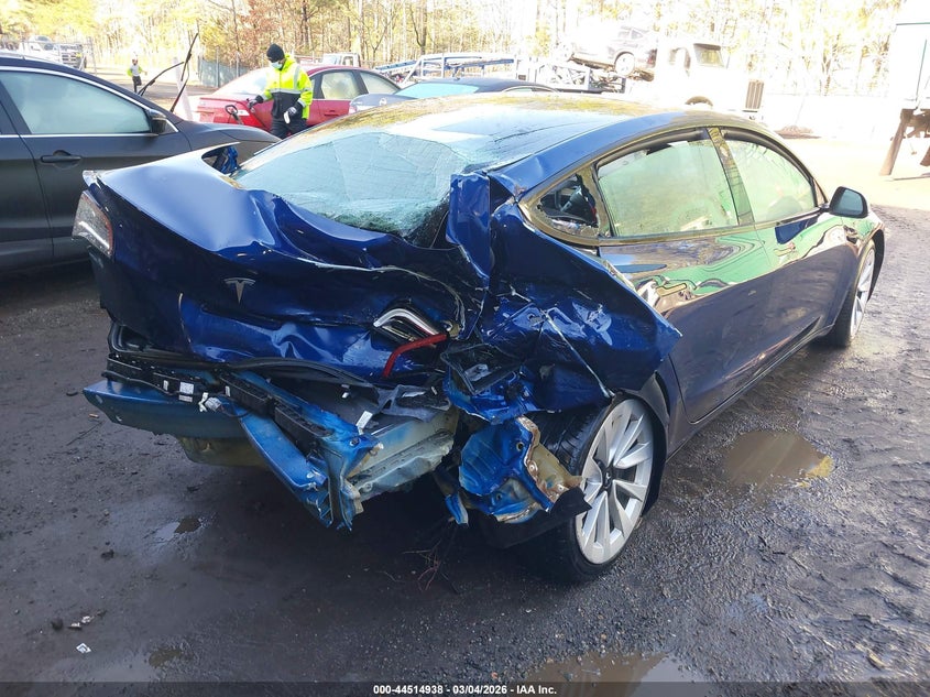 2022 Tesla Model 3 Rear-Wheel Drive