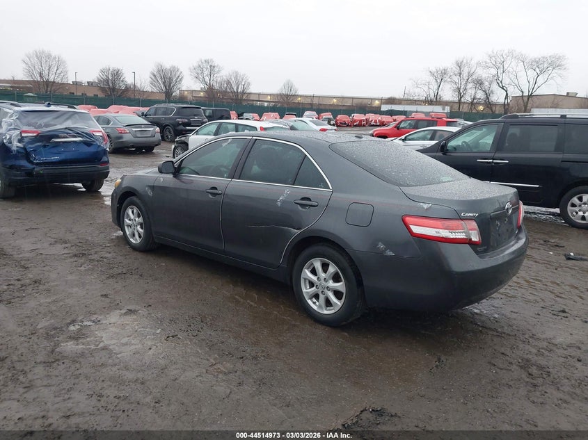 2011 Toyota Camry Le