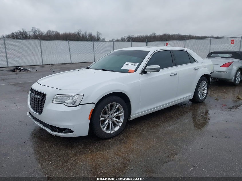 2016 CHRYSLER 300C — zdjęcie 2