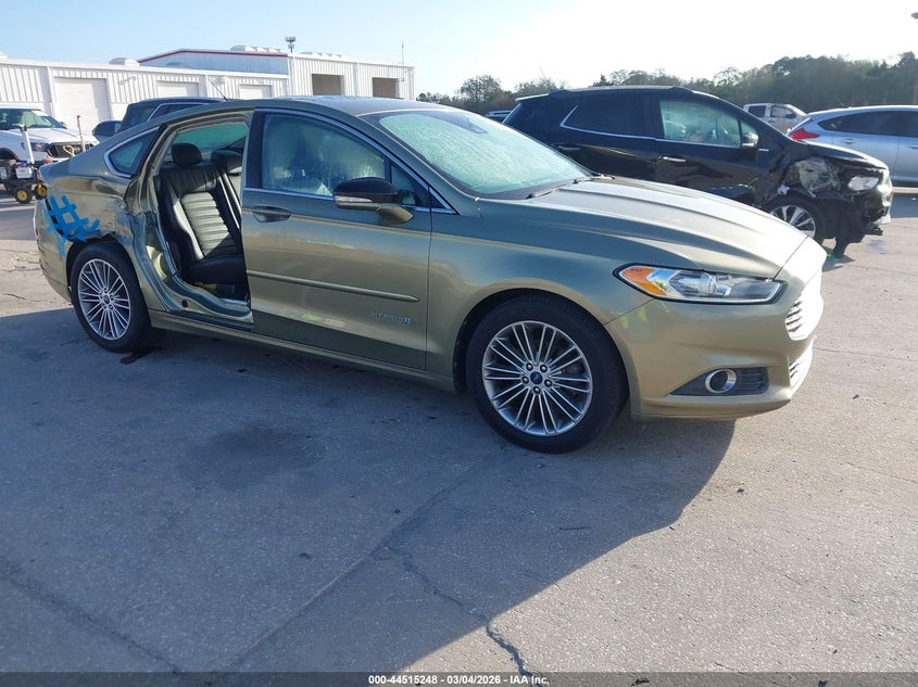 2013 Ford Fusion Hybrid Se